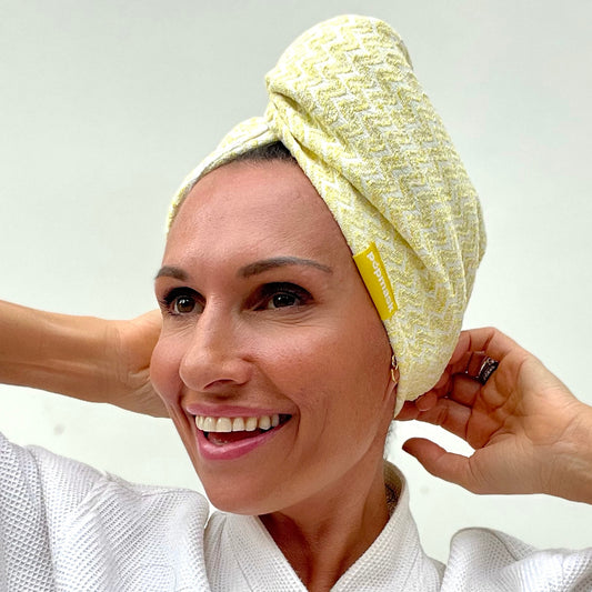 Fast-Drying Microfibre Hair Towel Yellow – Perfect for Healthy, Frizz-Free Hair